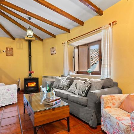Casa Rural La Carrozal Senda Del Oso Orelleiru Kültér fotó
