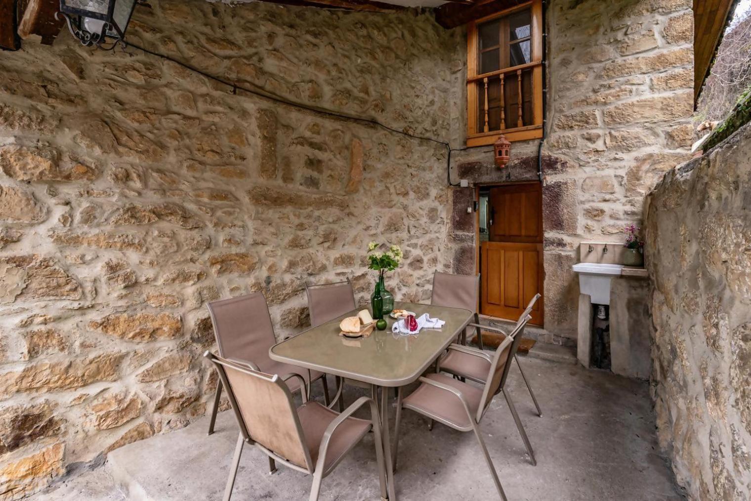 Casa Rural La Carrozal Senda Del Oso Orelleiru Kültér fotó