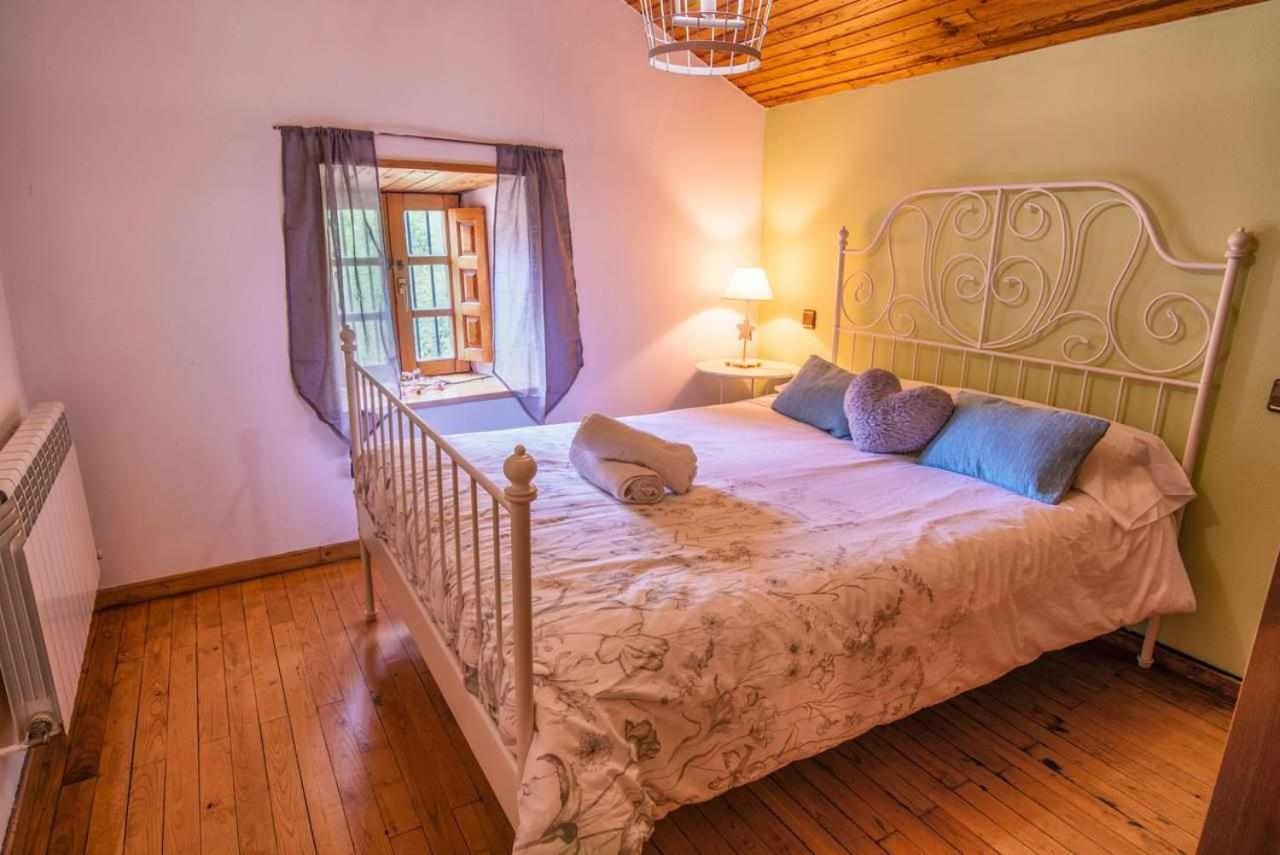 Casa Rural La Carrozal Senda Del Oso Orelleiru Kültér fotó