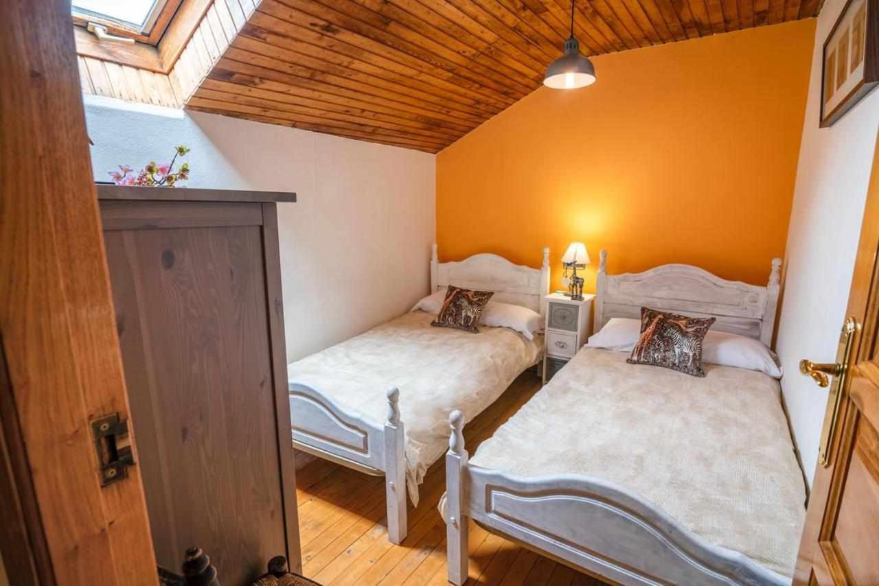 Casa Rural La Carrozal Senda Del Oso Orelleiru Kültér fotó