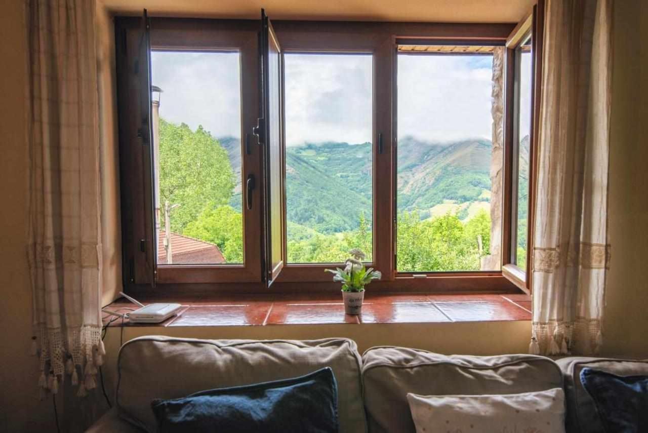 Casa Rural La Carrozal Senda Del Oso Orelleiru Kültér fotó
