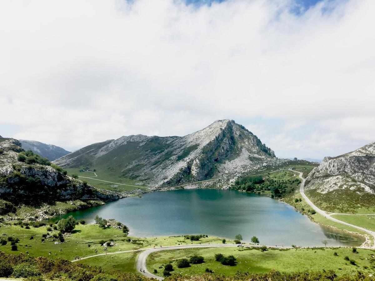 Casa Rural La Carrozal Senda Del Oso Orelleiru Kültér fotó
