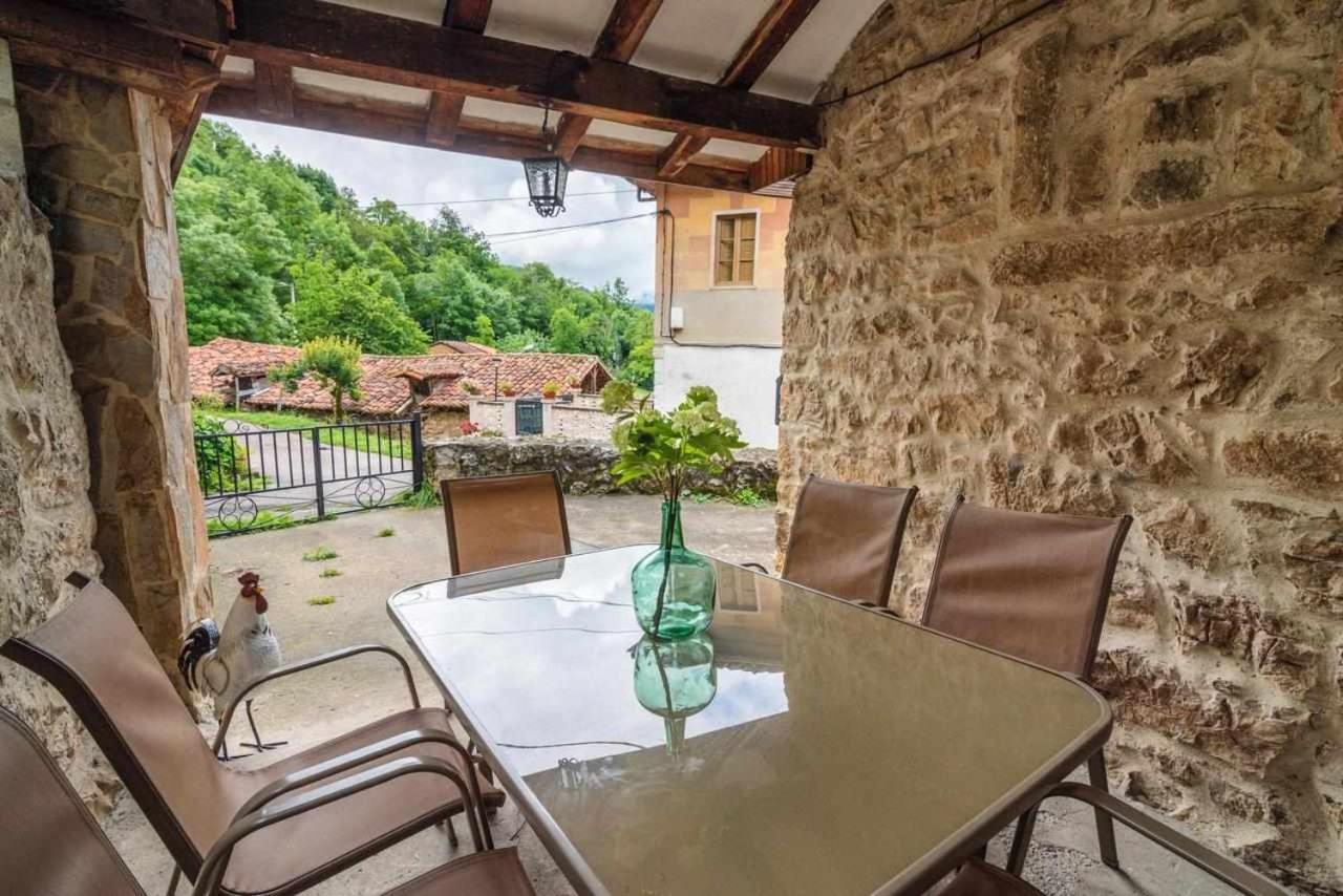 Casa Rural La Carrozal Senda Del Oso Orelleiru Kültér fotó